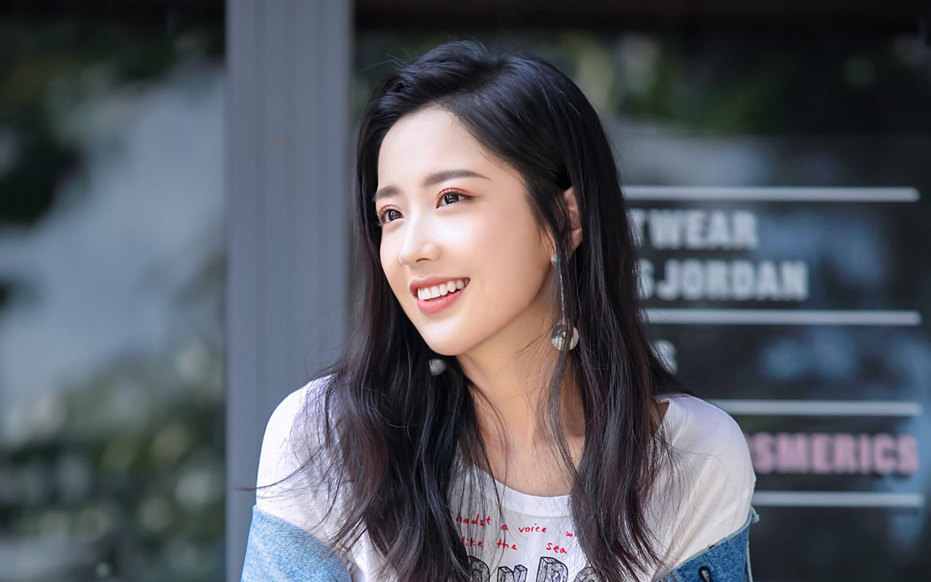 九游(jiuyou)官方网站-意甲执行战：国际米兰VS拉齐奥，争夺前三名关键会战，国际米兰vs拉齐奥在线直播